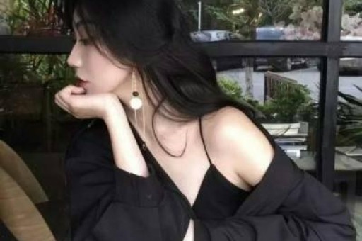 一天3个瓜！女星被大佬操控、顶流恋情曝光杨颖最意外 个个大瓜